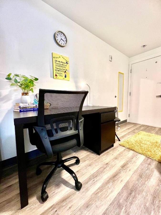 Micro Studio Apartment 10 Minutes Walk To University Of Washington Сиатъл Екстериор снимка