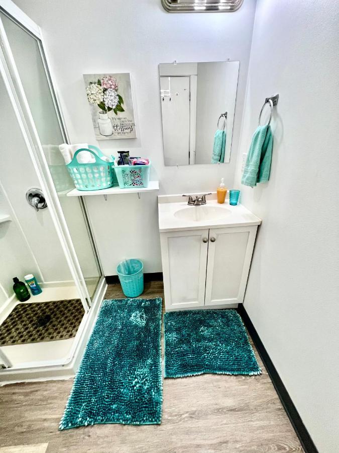 Micro Studio Apartment 10 Minutes Walk To University Of Washington Сиатъл Екстериор снимка